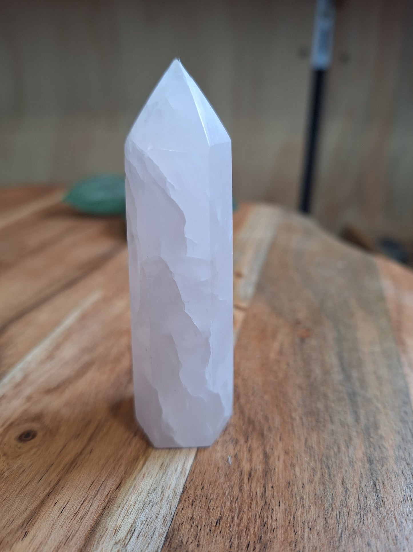 ROSE QUARTZ POINT