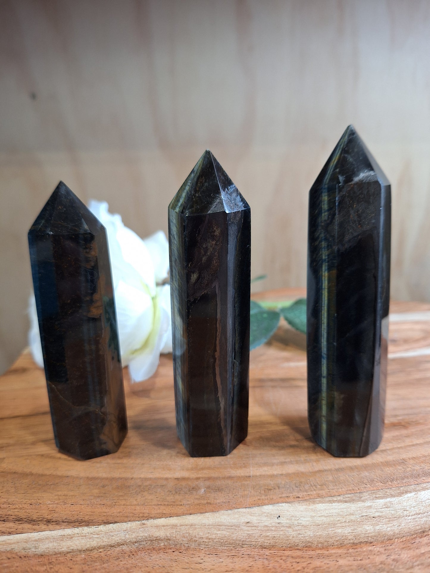 BLUE TIGERS EYE POINTS