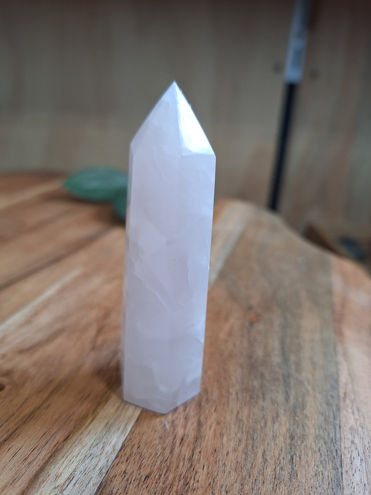 ROSE QUARTZ POINT