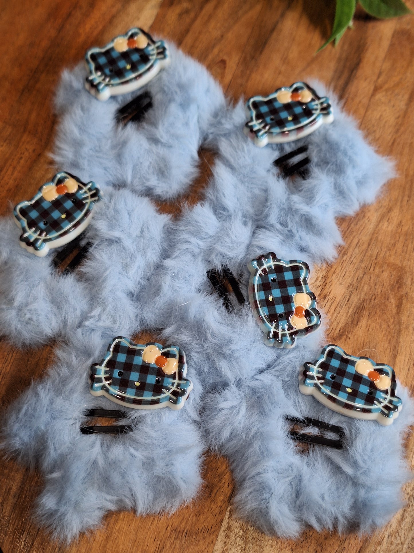 HAIR CLIPS & CLAW CLIPS