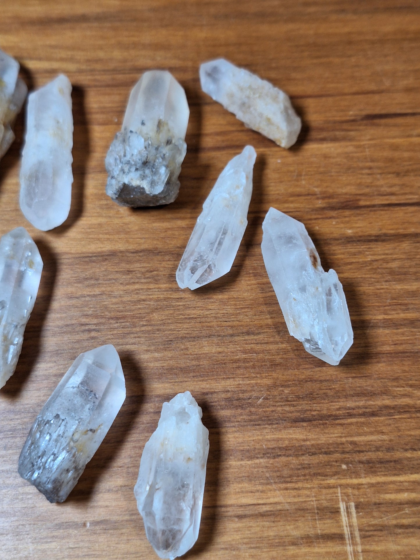 RAW QUARTZ SHARDS/ROUGH PIECES