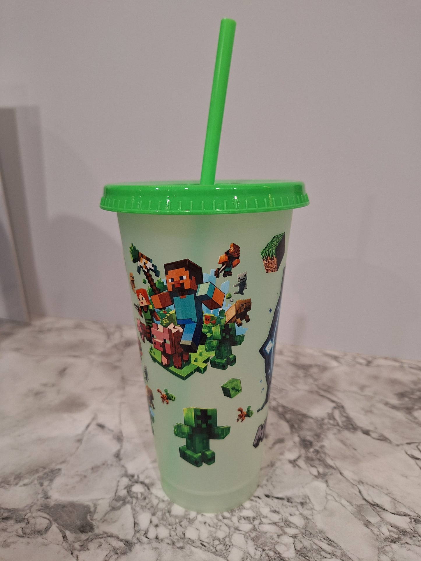 COLOUR CHANGING REUSABLE BPA FREE L CUP (24oz) WITH LID AND STRAW + SUBLIMATION WRAP