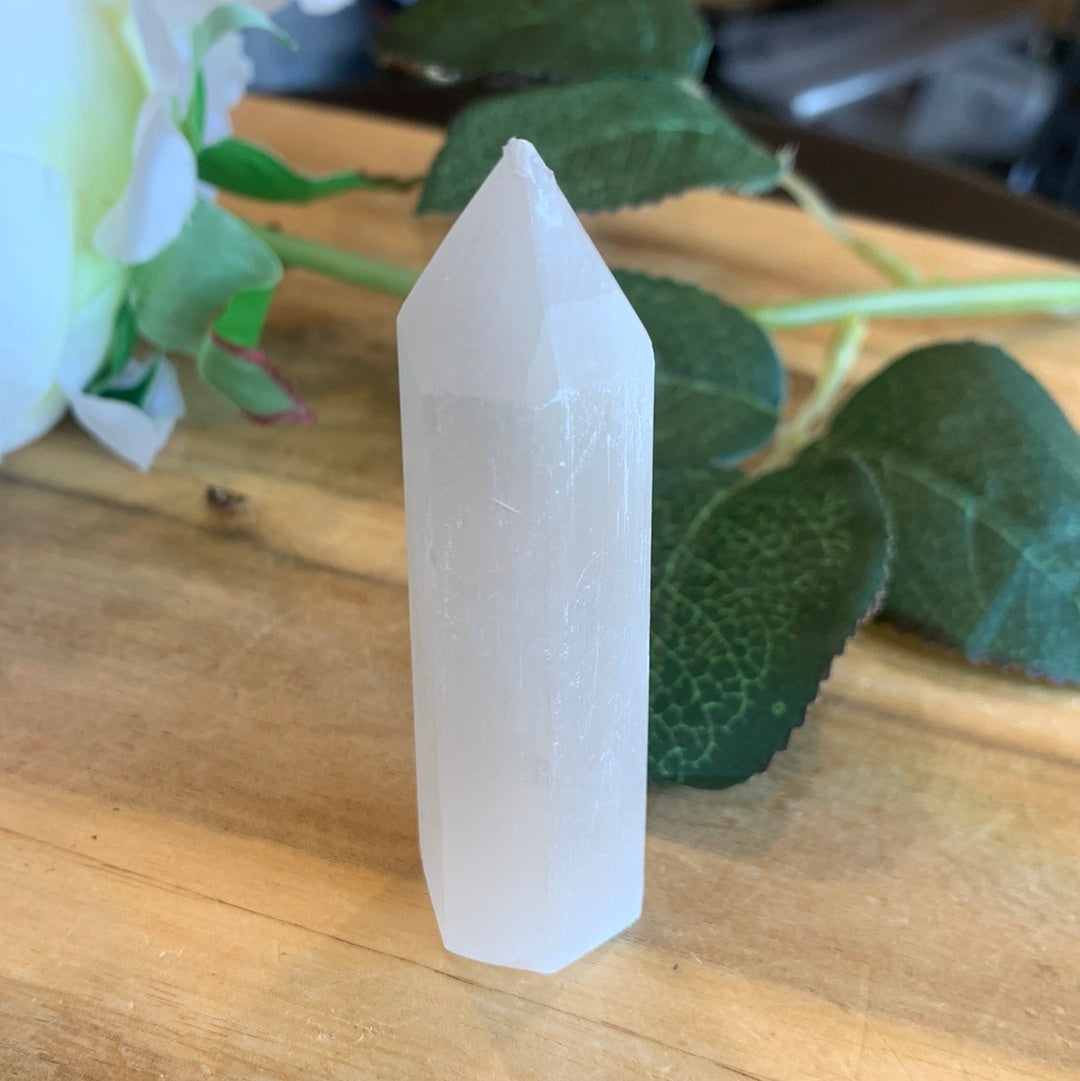 SELENITE POINTS