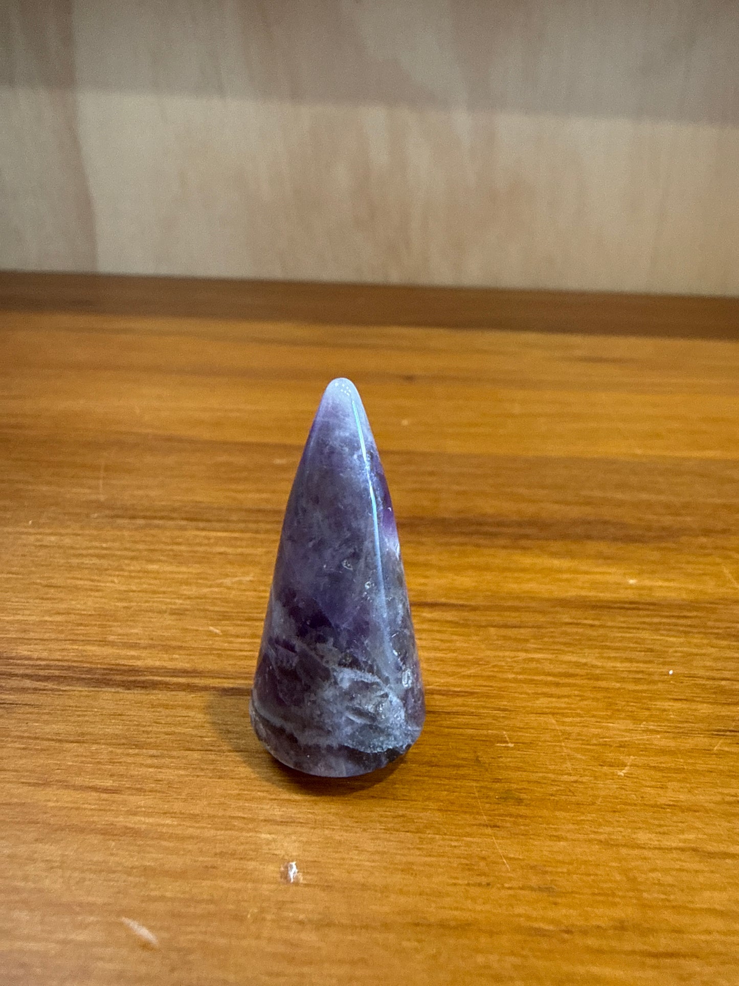 CRYSTAL RING HOLDERS