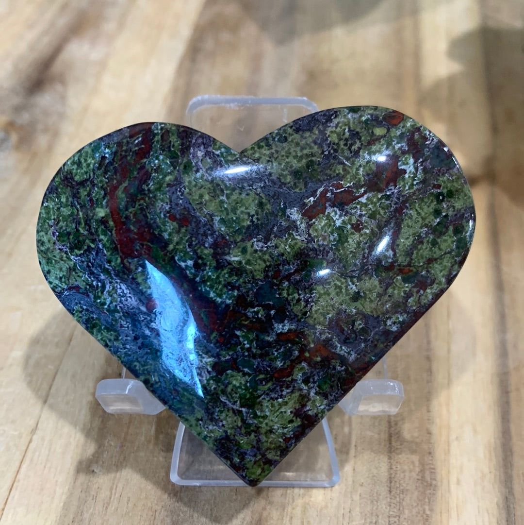 DRAGONBLOOD STONE HEARTS (Stand not included)