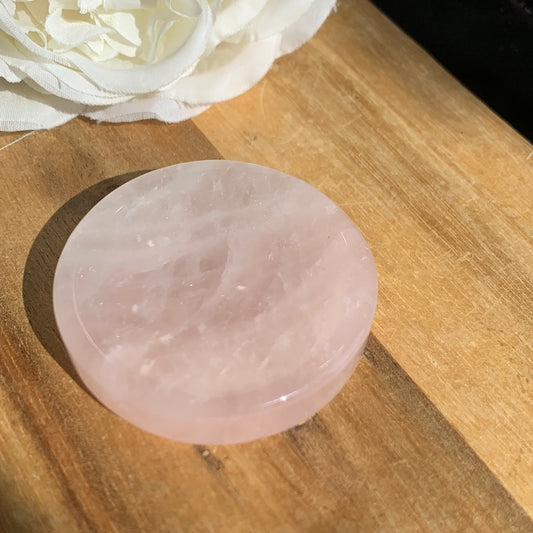 ROUND ROSE QUARTZ BOWL