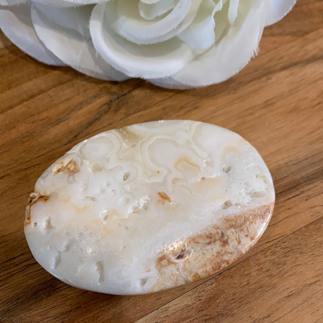 YELLOW CACITE HEARTS & PALMSTONES (WITH UV REACTION)