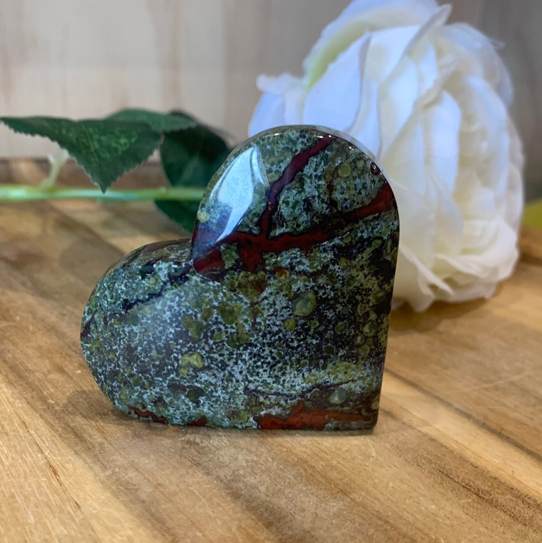 DRAGONBLOOD STONE HEARTS (Stand not included)