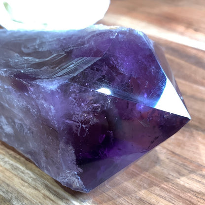 AMETHYST TOOTH (MASSIVE 714 GRAMS)