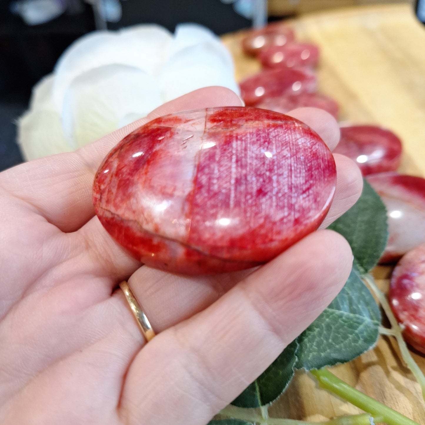 RED MOONSTONE PALMS