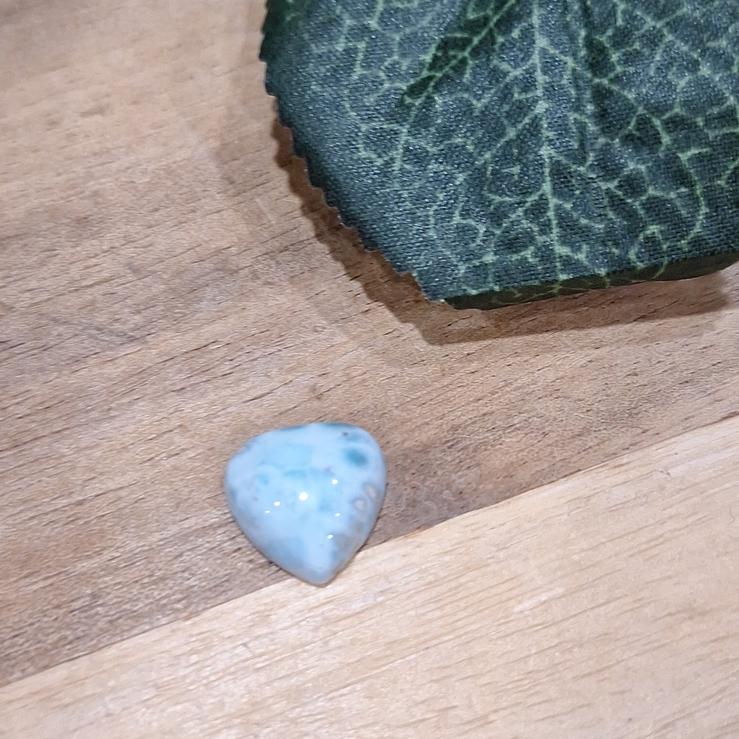 LARIMAR MINI HEARTS