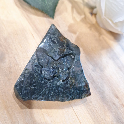 MOSS AGATE BUTTERFLY SLAB