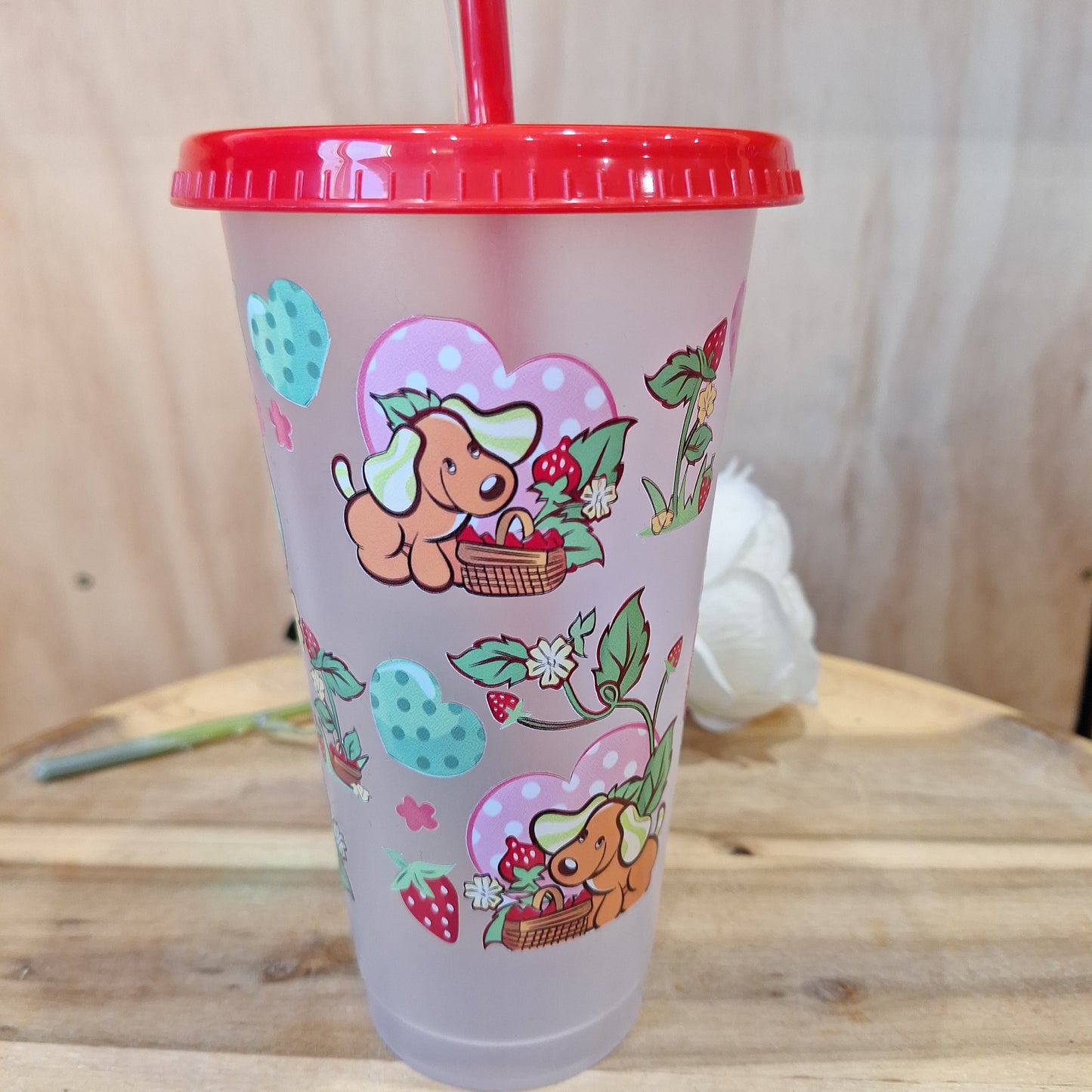 24oz REUSEABLE PLASTIC CUP WITH STRAW AND LID