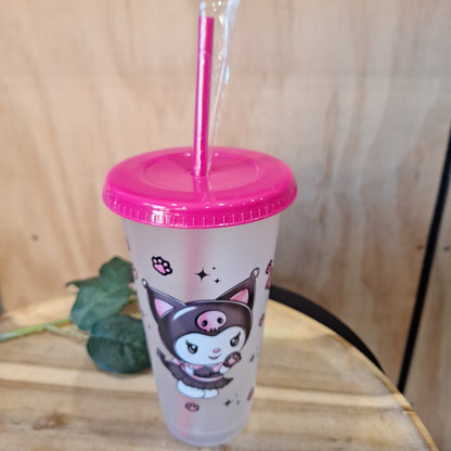 24oz REUSEABLE PLASTIC CUP WITH STRAW AND LID