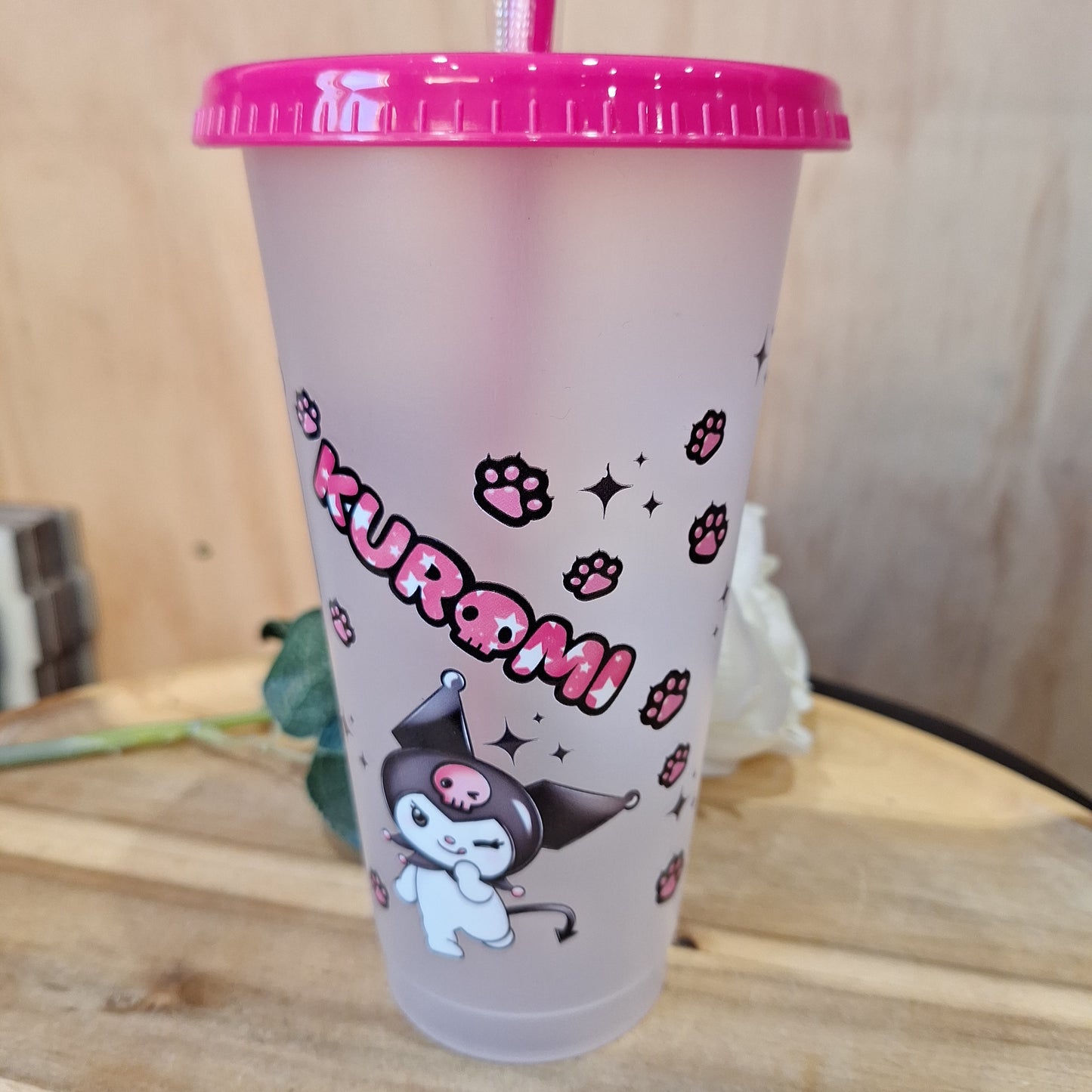 24oz REUSEABLE PLASTIC CUP WITH STRAW AND LID