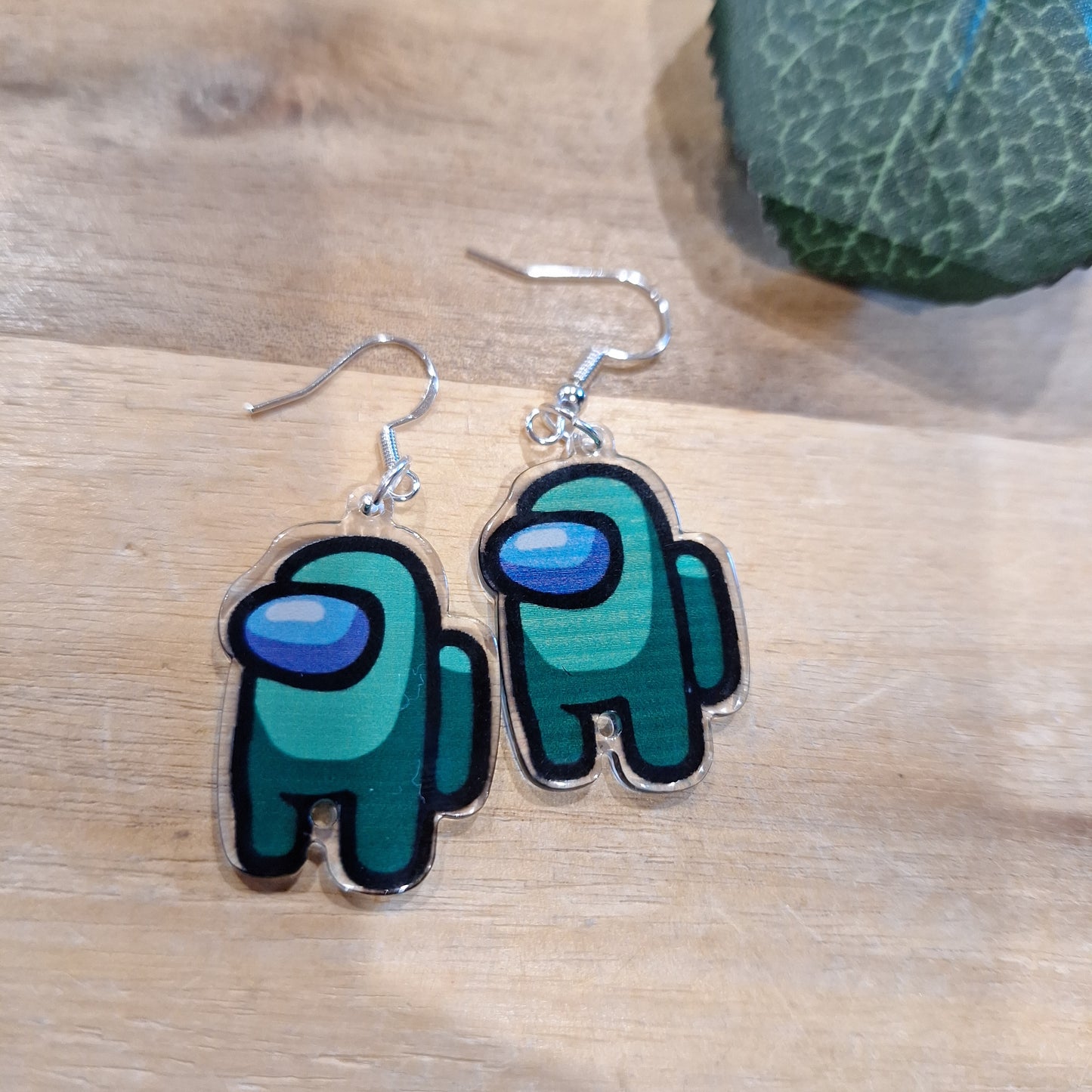 AWESOME ACRYLIC 925 STIRLING HOOK EARRINGS (NON CRYSTAL,)