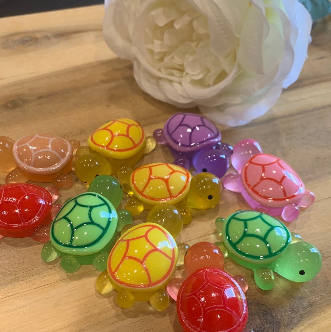 RESIN TURTLES (NON CRYSTAL)