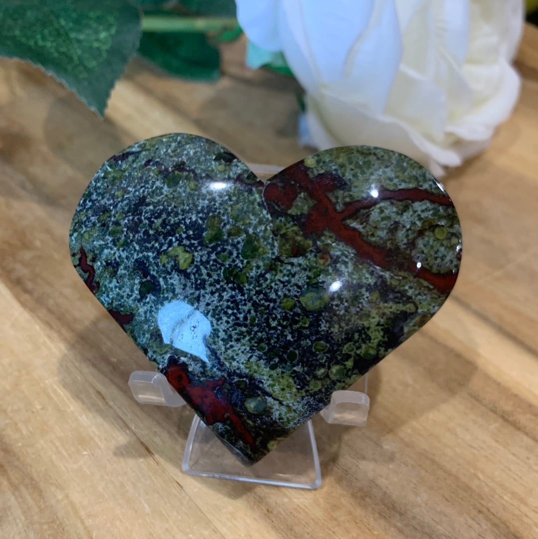 DRAGONBLOOD STONE HEARTS (Stand not included)