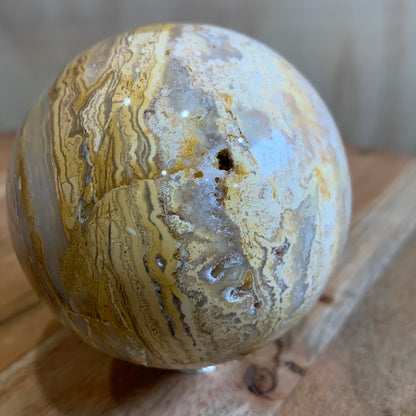 MEXICAN CRAZY LACE AGATE SPHERE