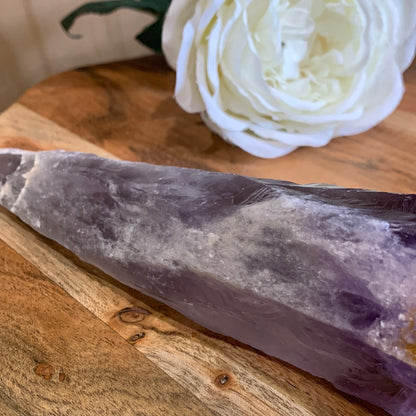 AMETHYST TOOTH (MASSIVE 714 GRAMS)