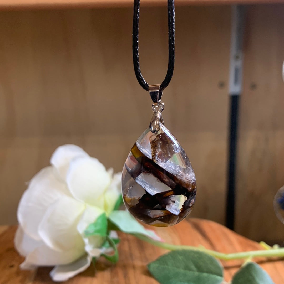 GOLDEN HEALER TEAR DROP PENDANT