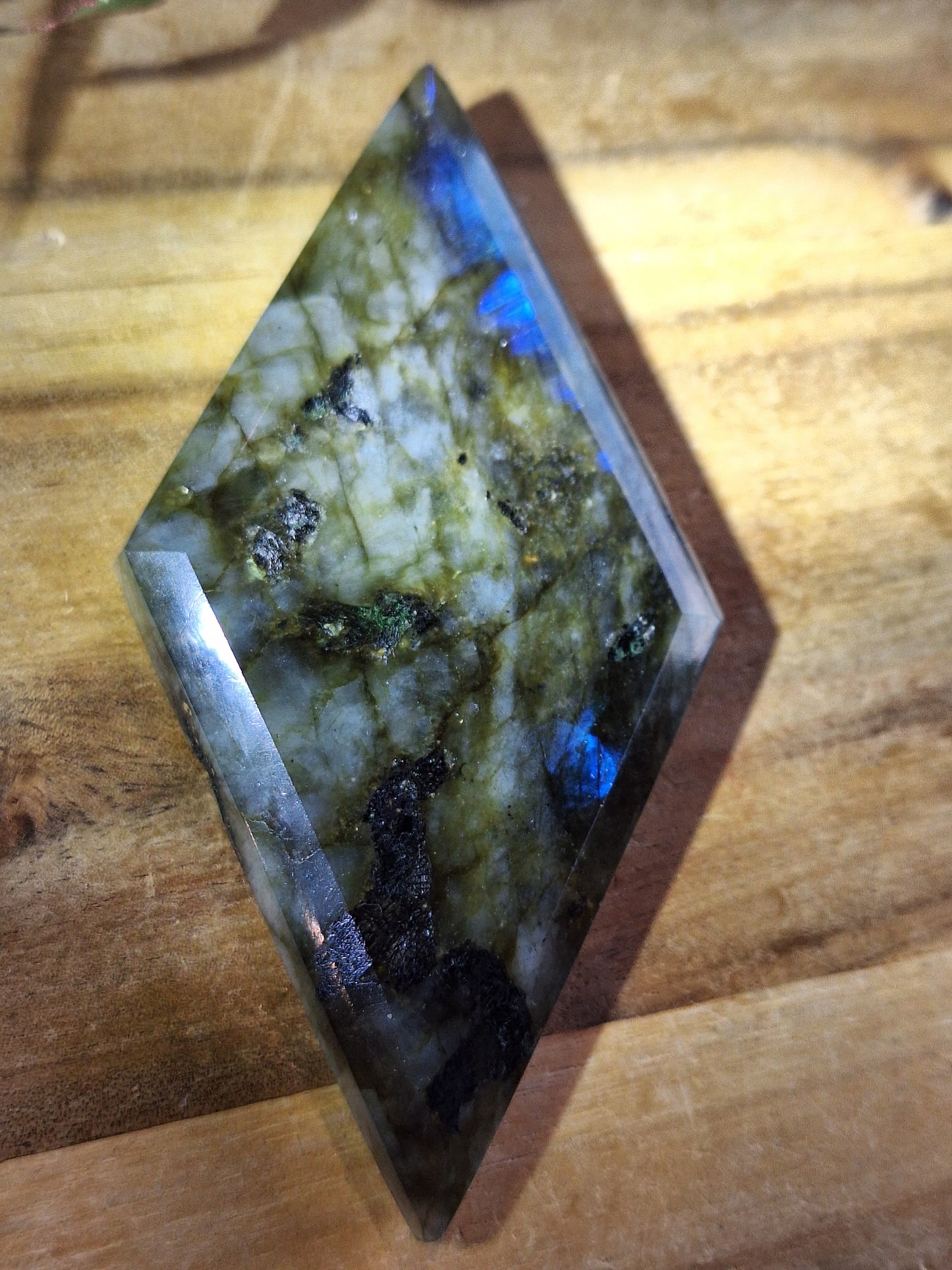 LABRADORITE DIAMONDS