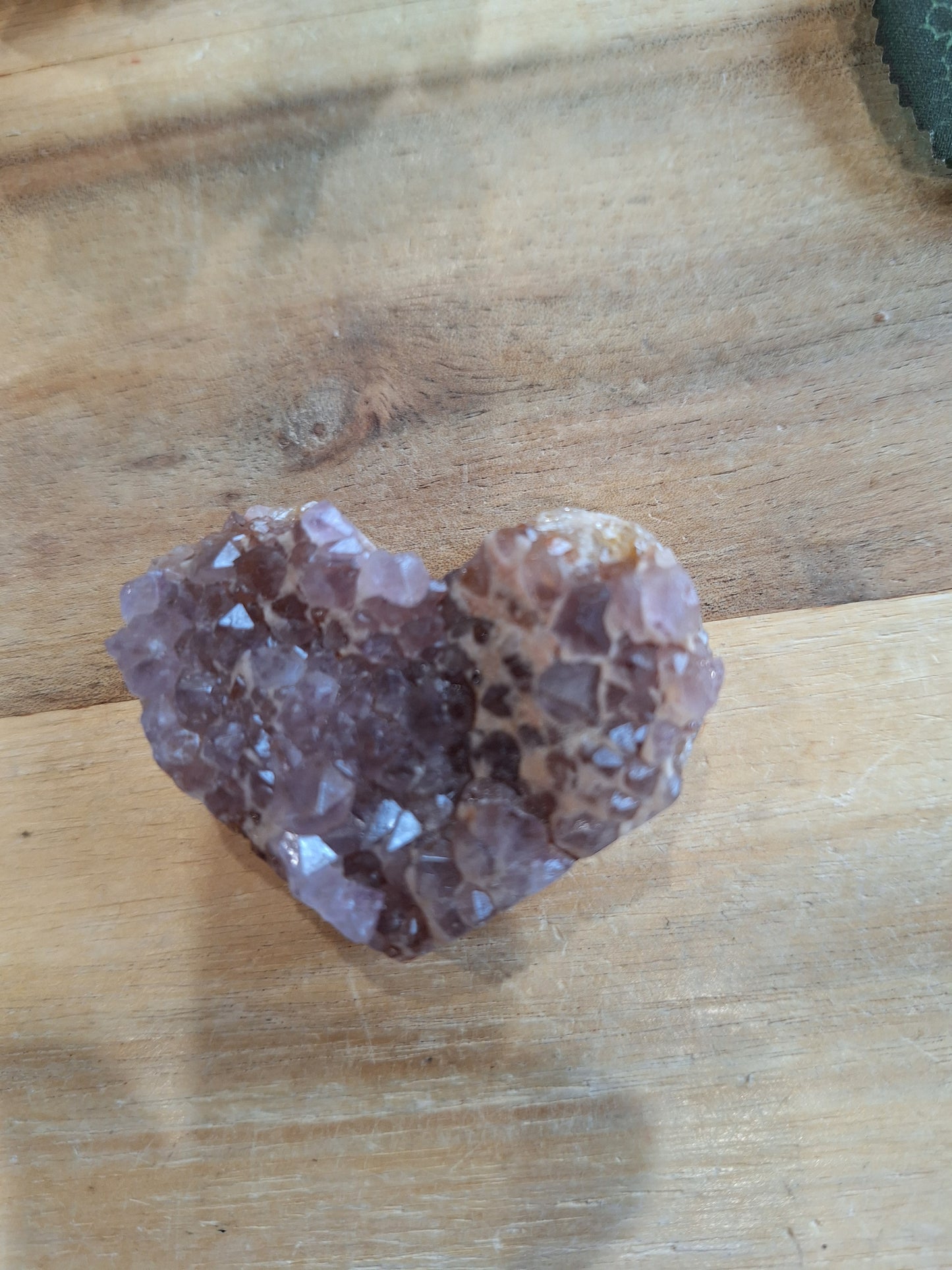 AMETHYST CLUSTER HEARTS