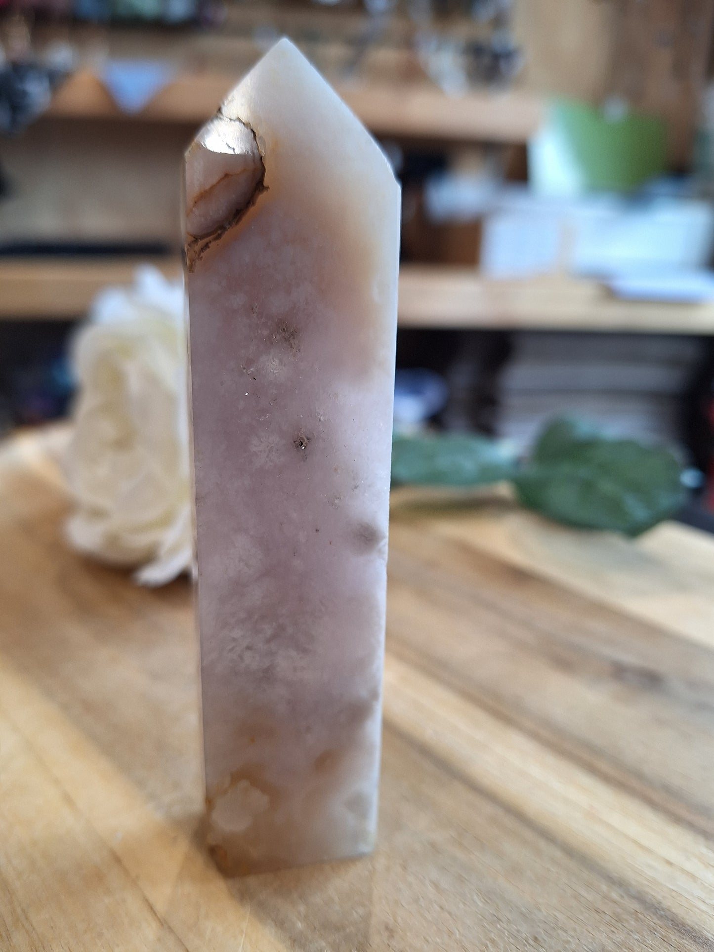 FLOWER AGATE POINT/TOWERS (CHERRY BLOSSOM)