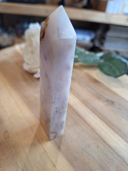 FLOWER AGATE POINT/TOWERS (CHERRY BLOSSOM)