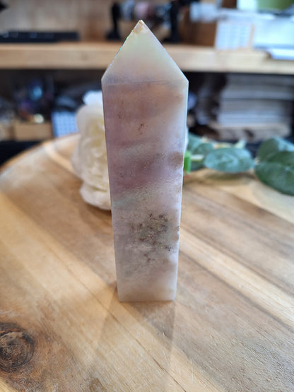 FLOWER AGATE POINT/TOWERS (CHERRY BLOSSOM)