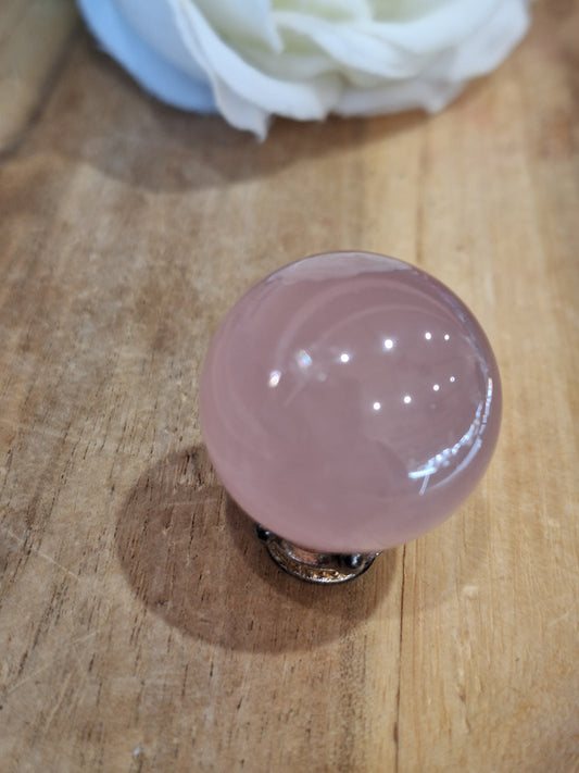 ROSE QUARTZ SPHERES WITH STAR