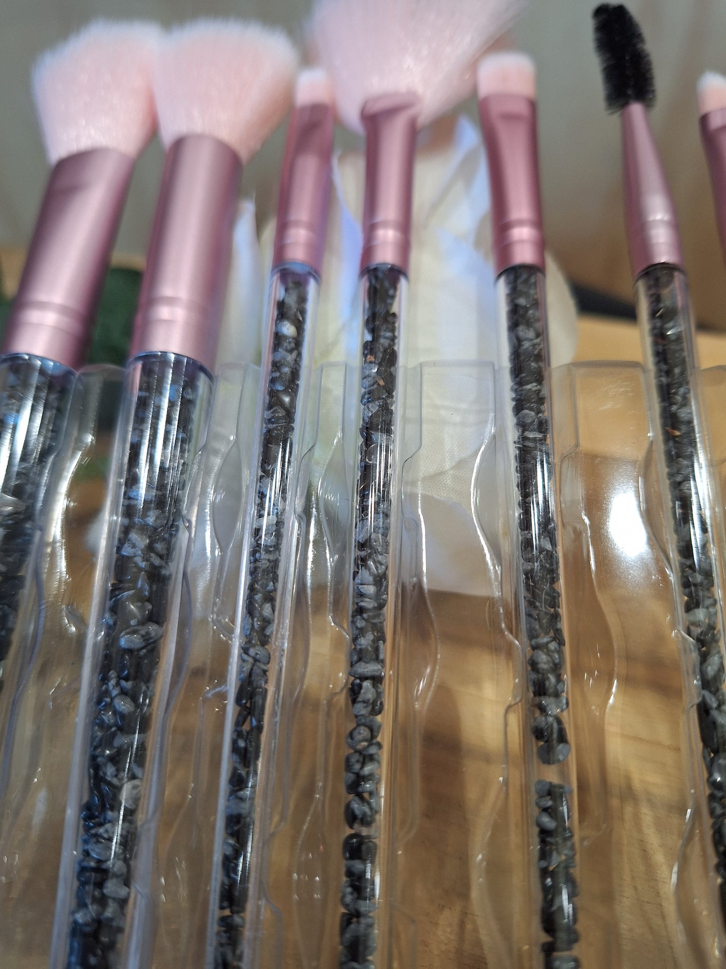 SNOWFLAKE OBSIDIAN MAKE UP BRUSHES