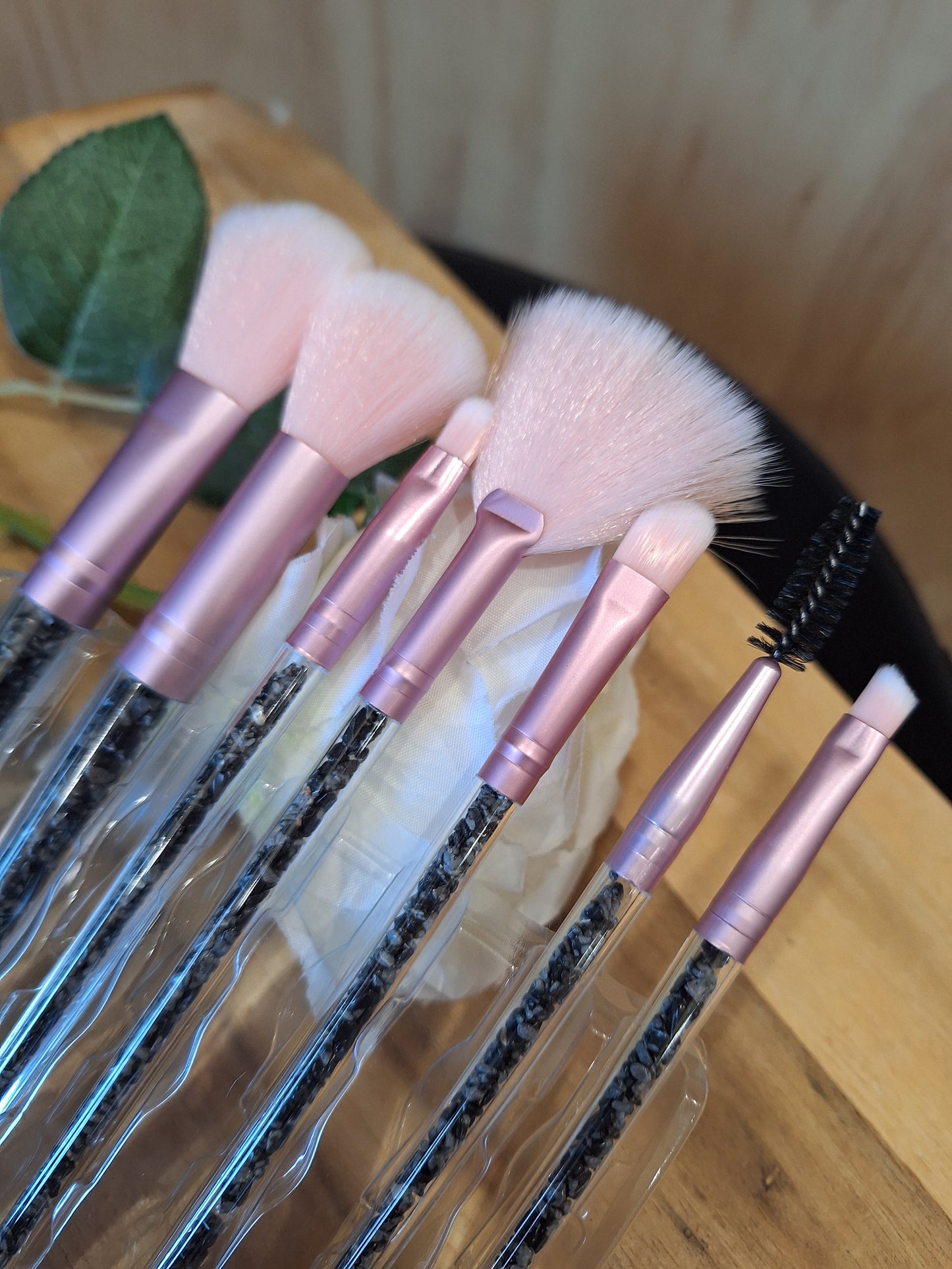 SNOWFLAKE OBSIDIAN MAKE UP BRUSHES