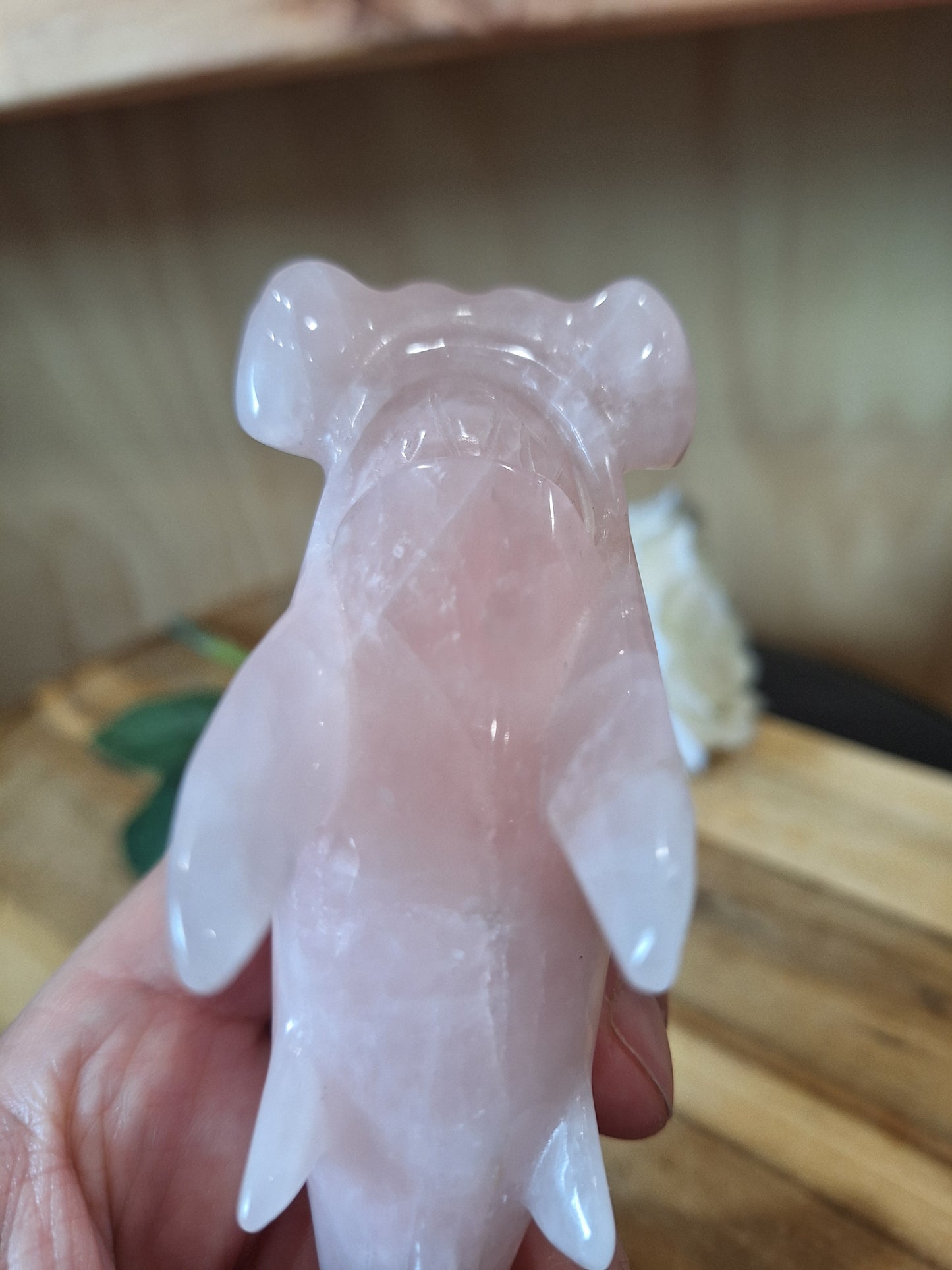 ROSE QUARTZ HAMMERHEAD SHARK