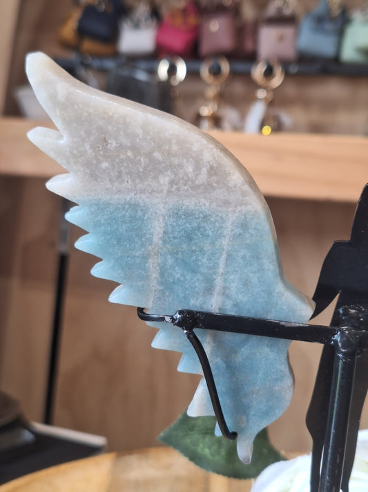 TROLLEITE ANGEL WINGS (LARGE AND BEAUTIFUL)