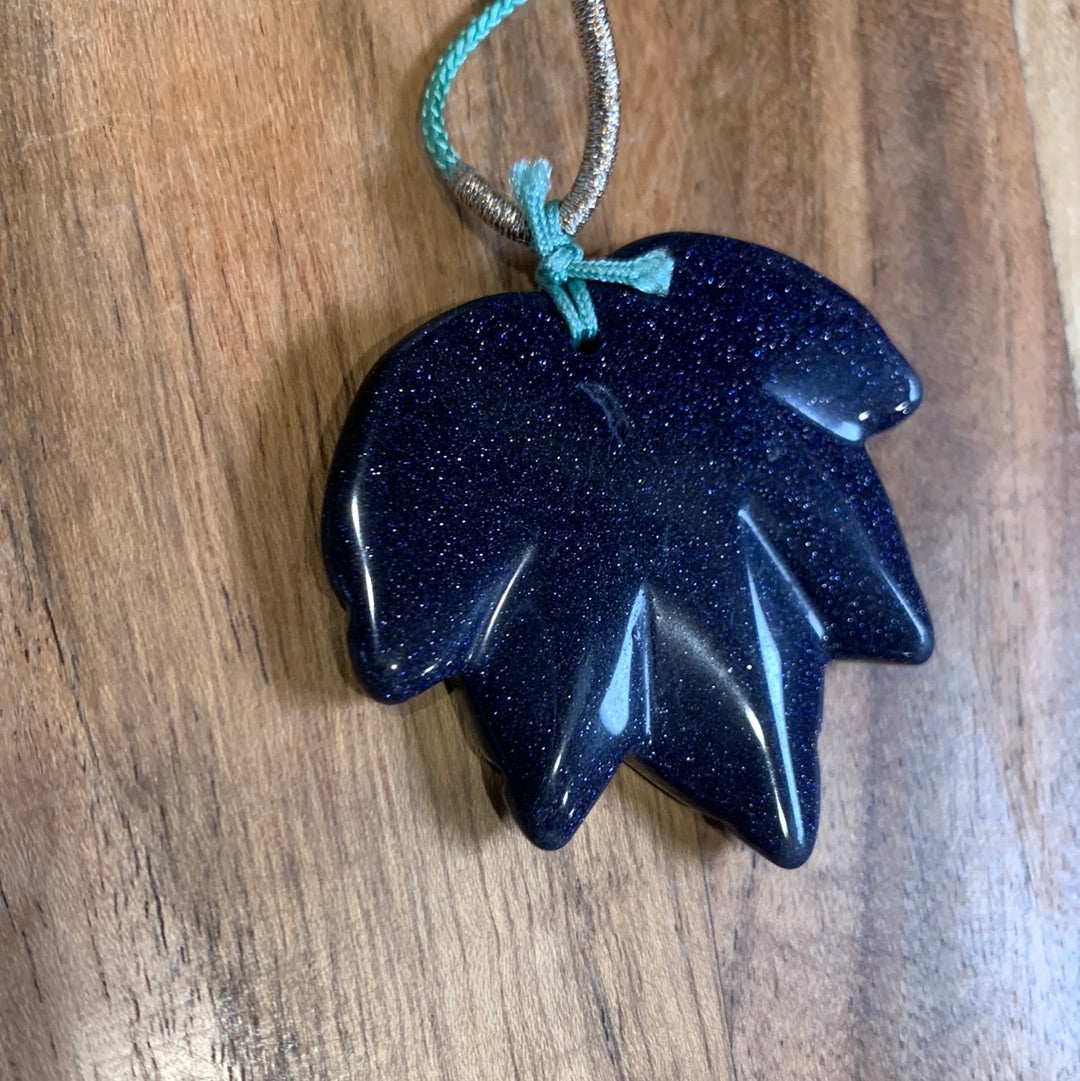 BLUE SANDSTONE LEAF PENDANT