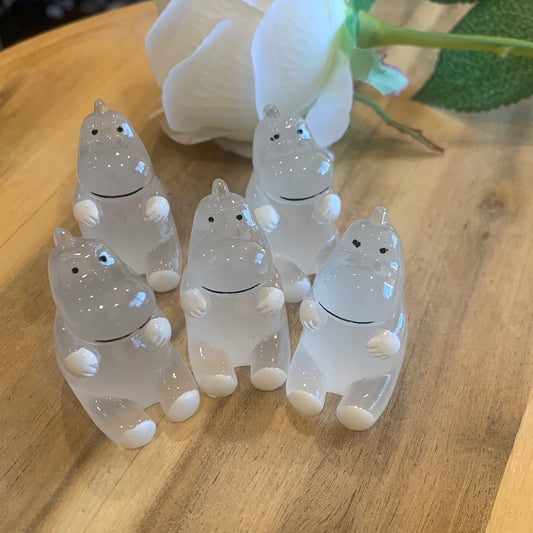 GLOW IN THE DARK DINOSAURS (NON CRYSTAL LUMINOUS RESIN)