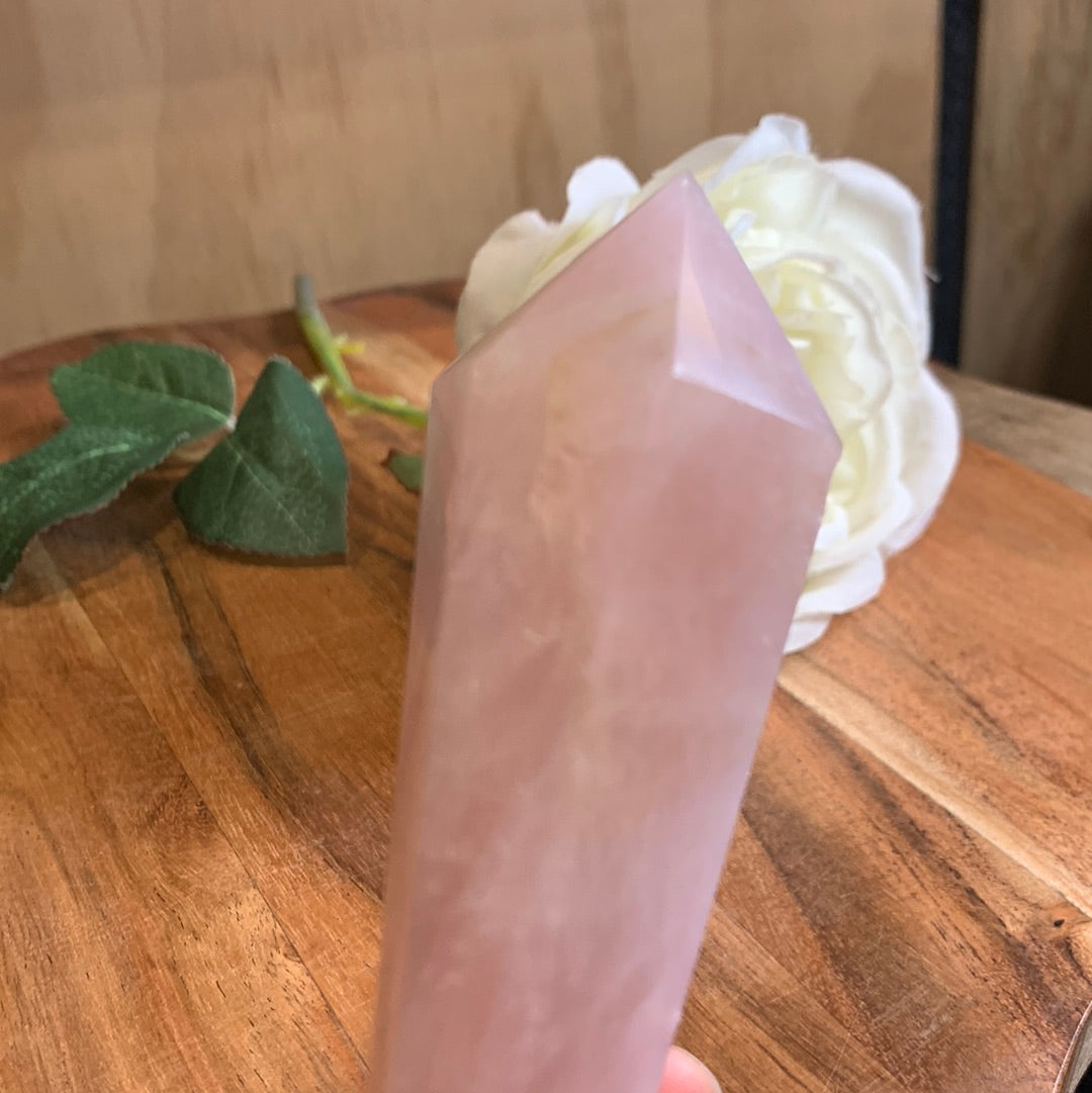 ROSE QUARTZ WAND