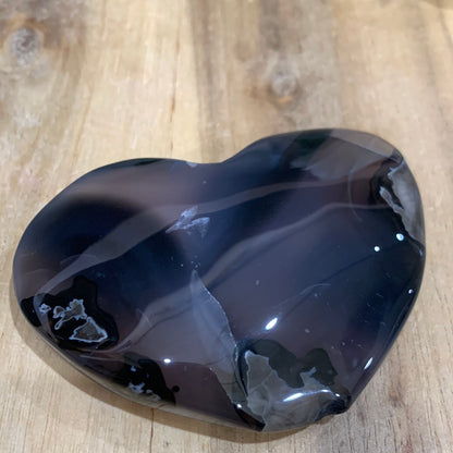 VOLCANO AGATE HEART