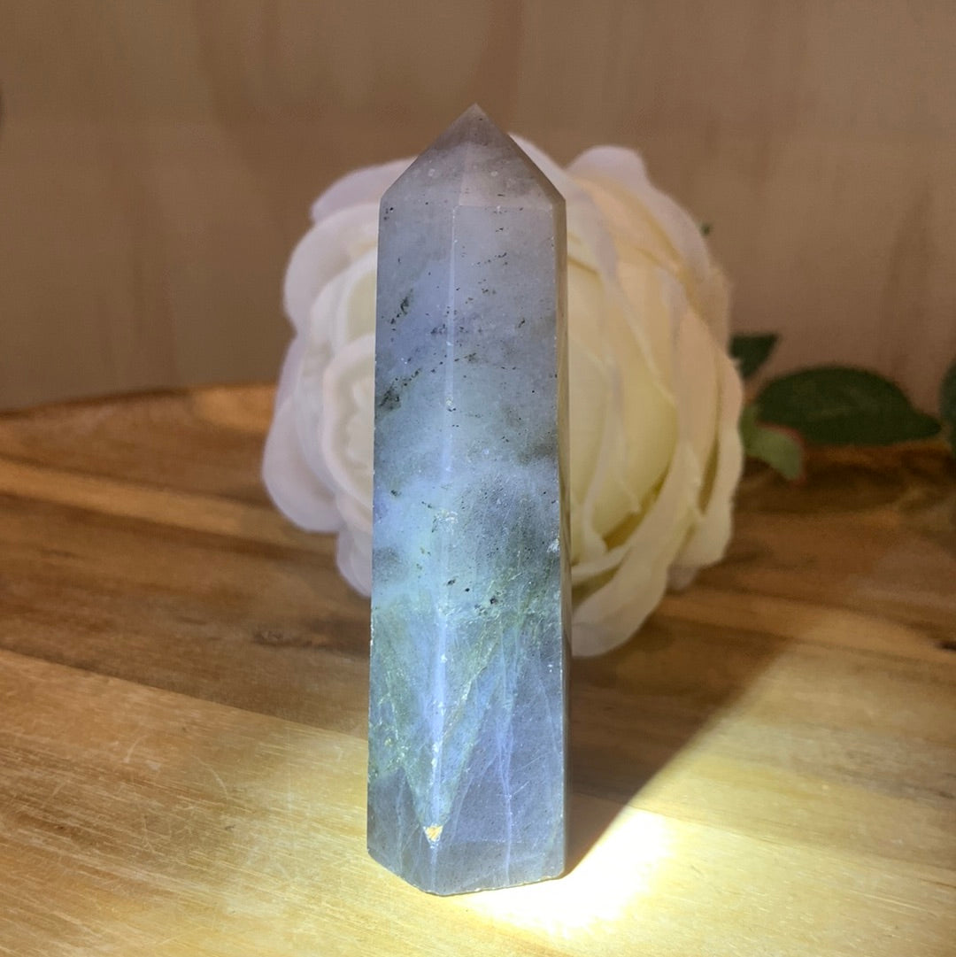 LABRADORITE POINT