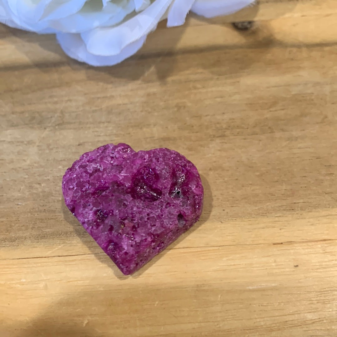 HONEYCOMB RUBY HEART (SMALL)