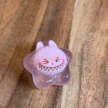 EVERYTHING THAT GLOWS IN THE DARK  (NON CRYSTAL LUMINOUS RESIN)