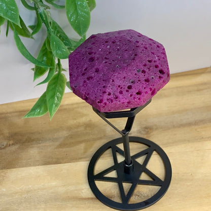 HONEYCOMB RUBY DIAMOND WITH STAND