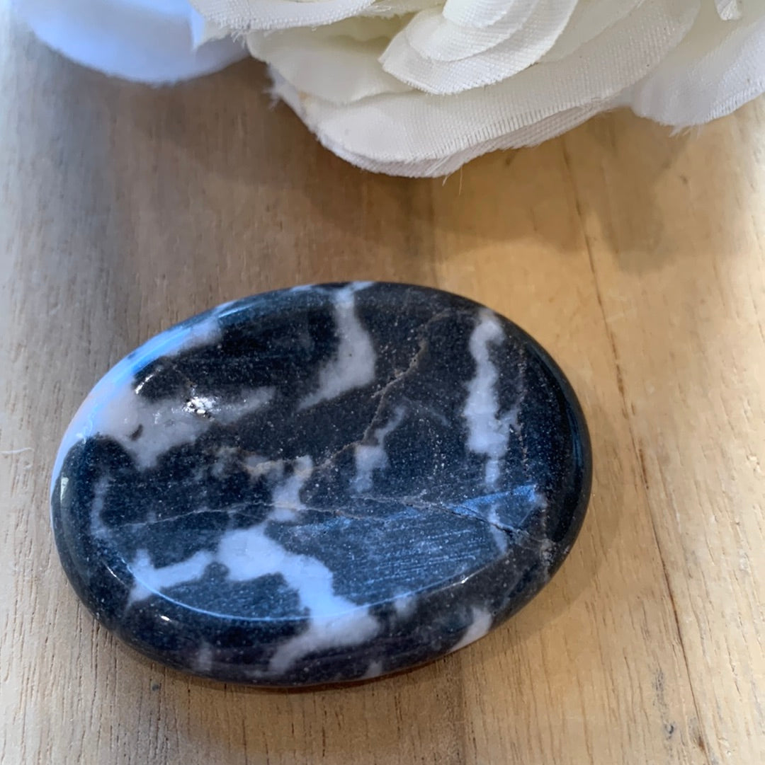 OVAL & TEAR DROP WORRY STONES