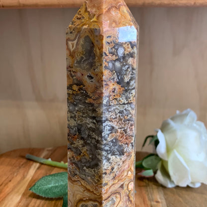 CRAZY LACE AGATE TOWER