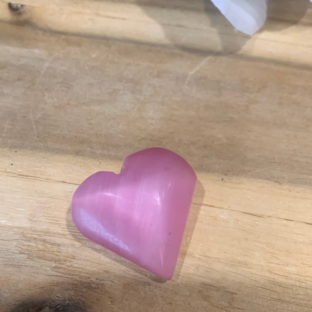 CATS EYE HEARTS