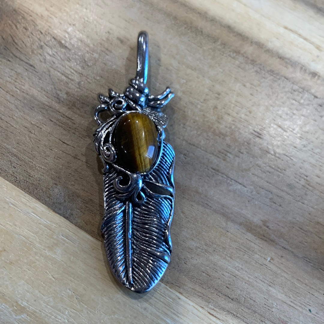 FEATHER PENDANT WITH CRYSTAL DOME