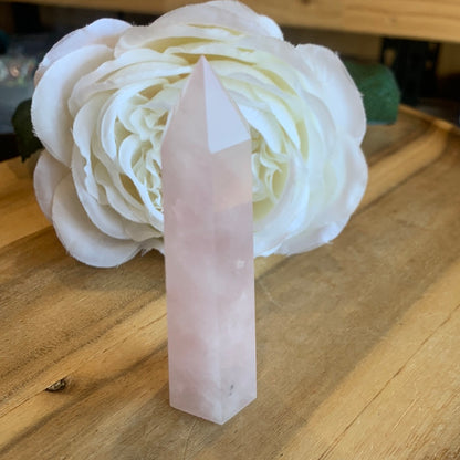 ROSE QUARTZ POINT