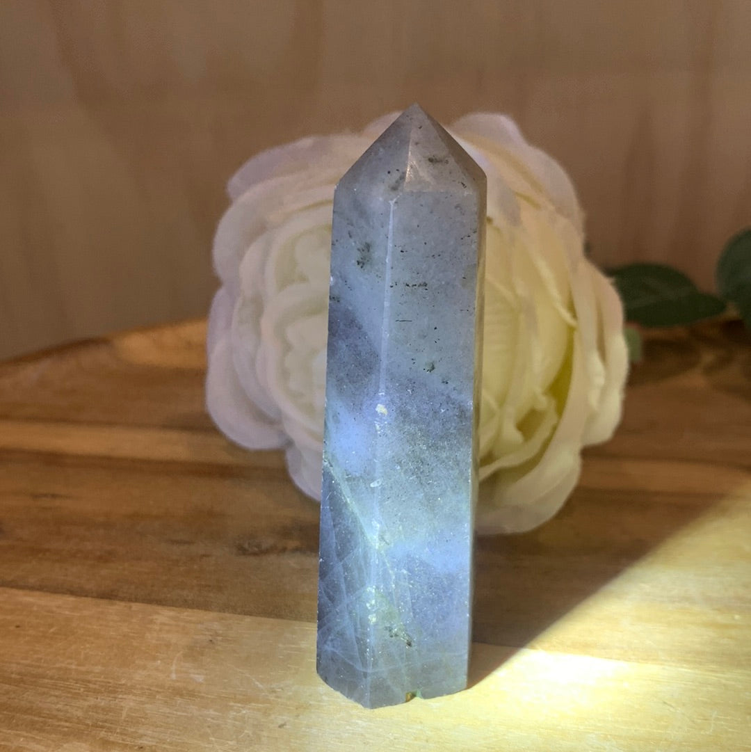 LABRADORITE POINT