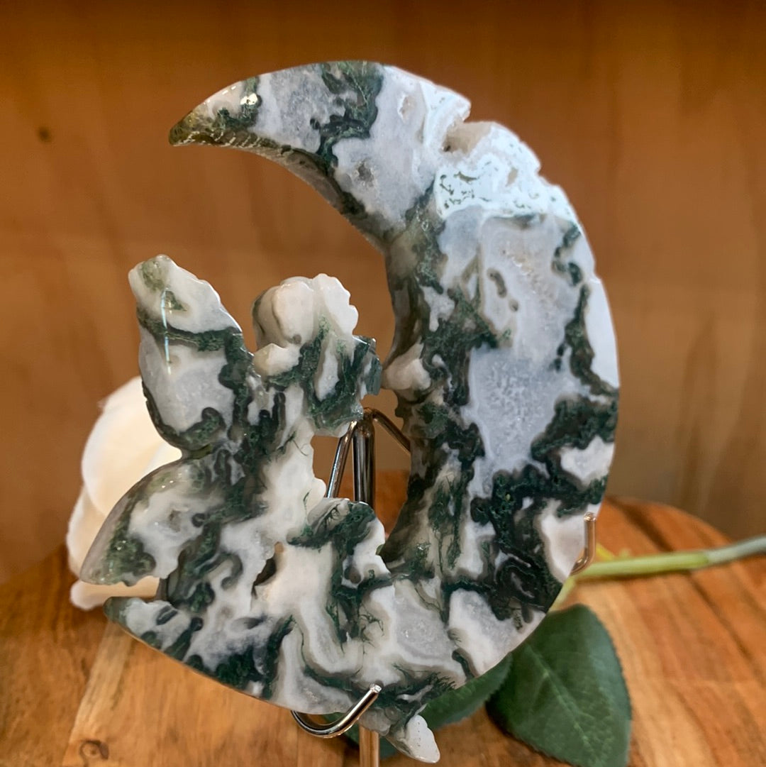 AGATE MOSS FAIRY IN THE MOON